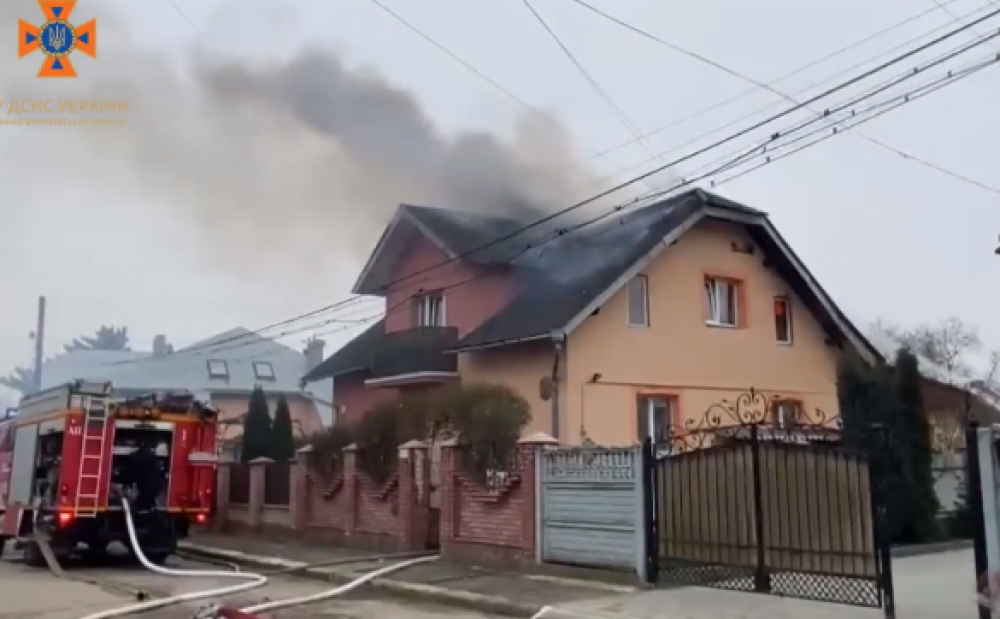 У Франківську сталася пожежа (ВІДЕО)