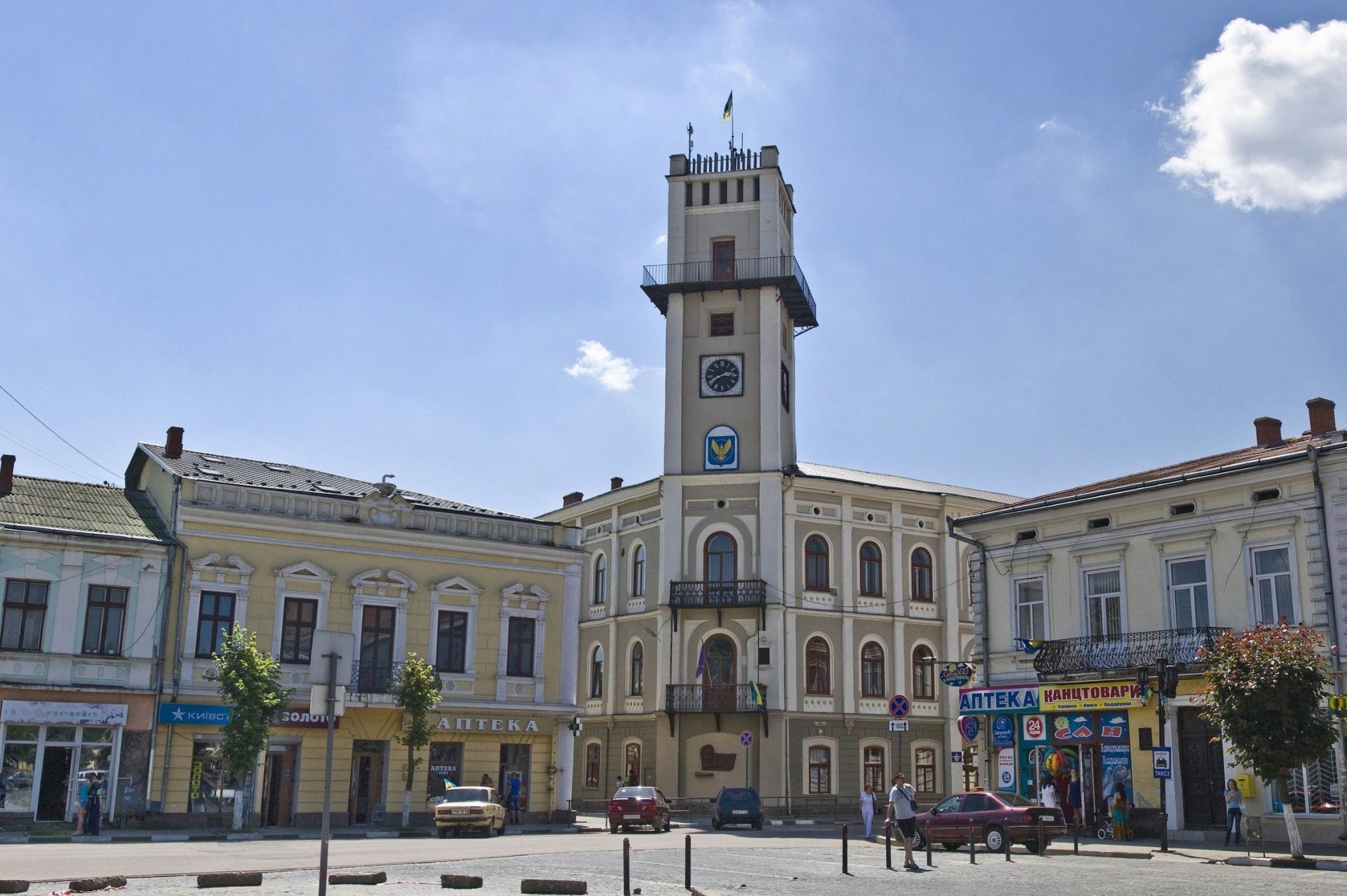 Після звільнення з посади головний комунальник Коломиї став заробляти мільйони