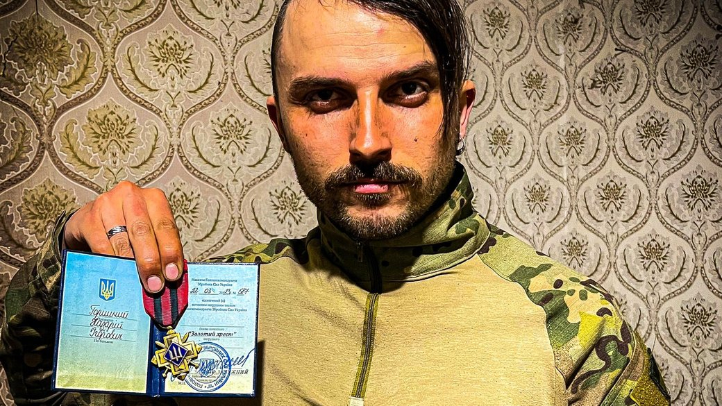 Боєць з Прикарпаття Назар Горішний отримав від Залужного відзнаку "Золотий хрест"