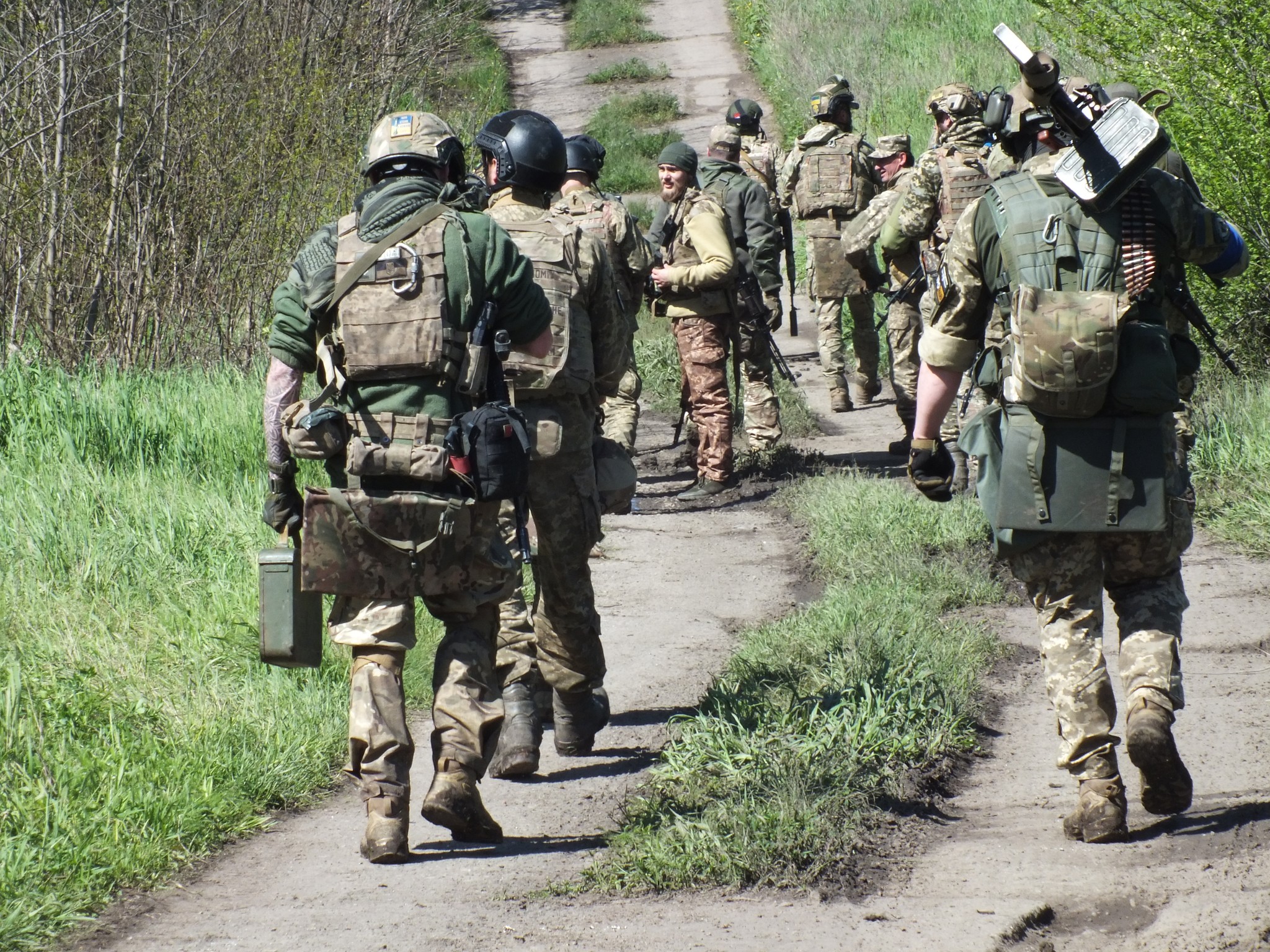 У прикарпатській бригаді тероборони воюють батько і його два сина