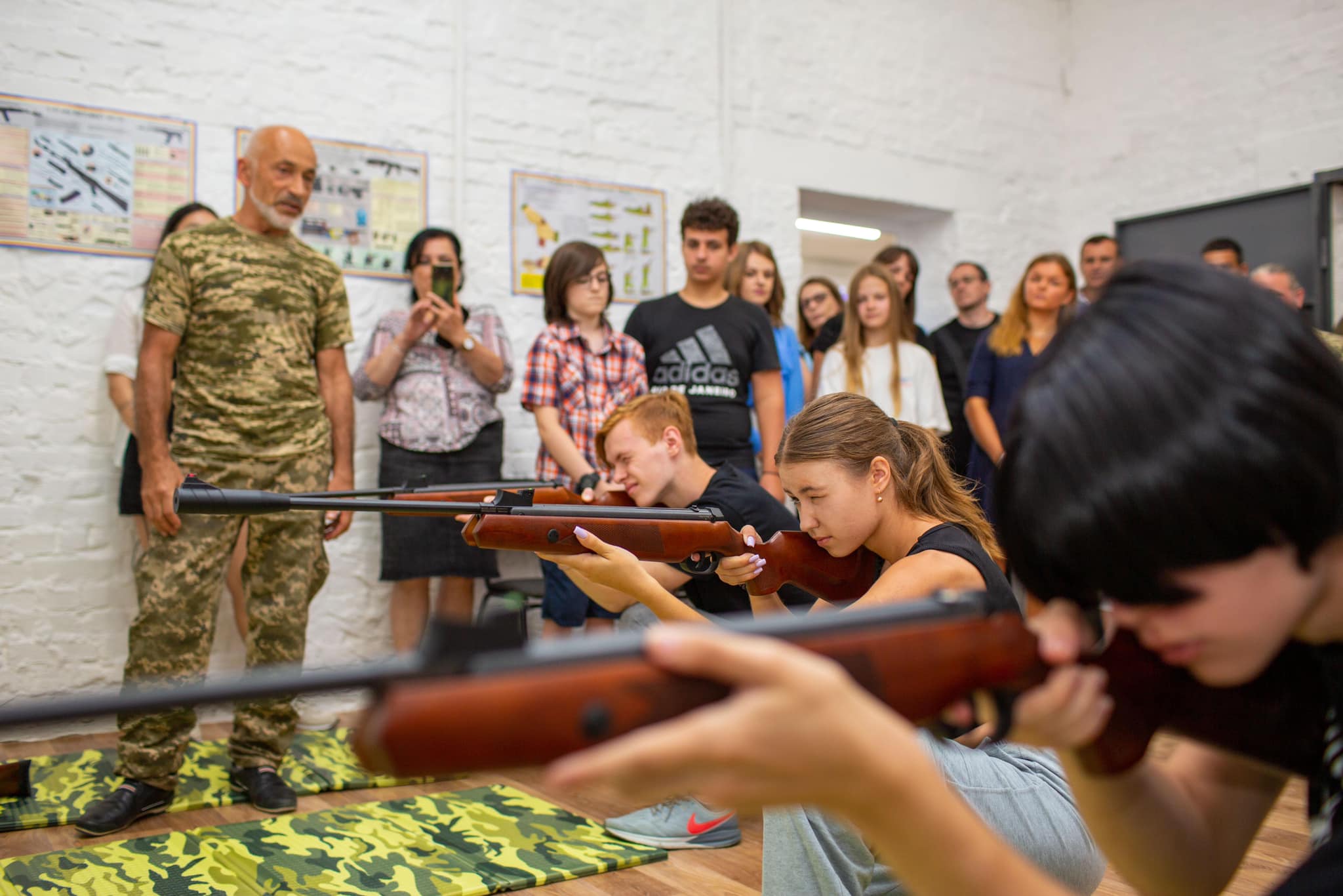 У франківському ліцеї відкрили тир (ФОТО)