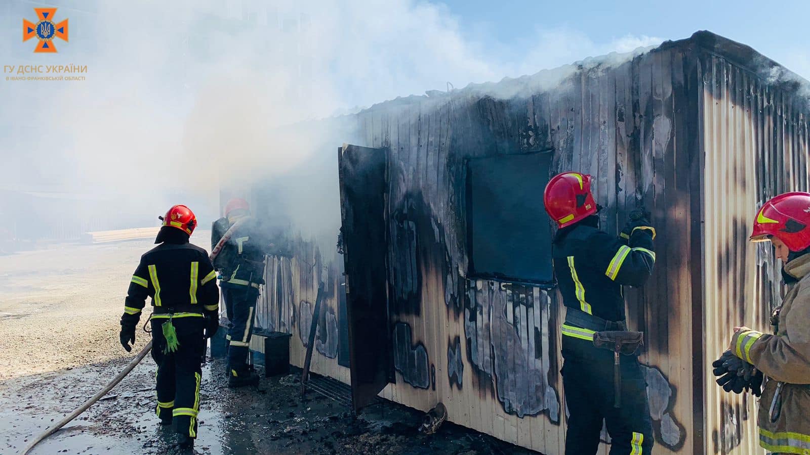 В Івано-Франківську під час пожежі виявлено двох загиблих