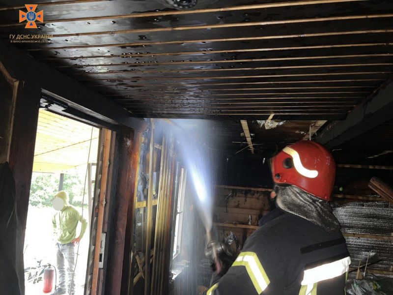 На Верховинщині горів магазин