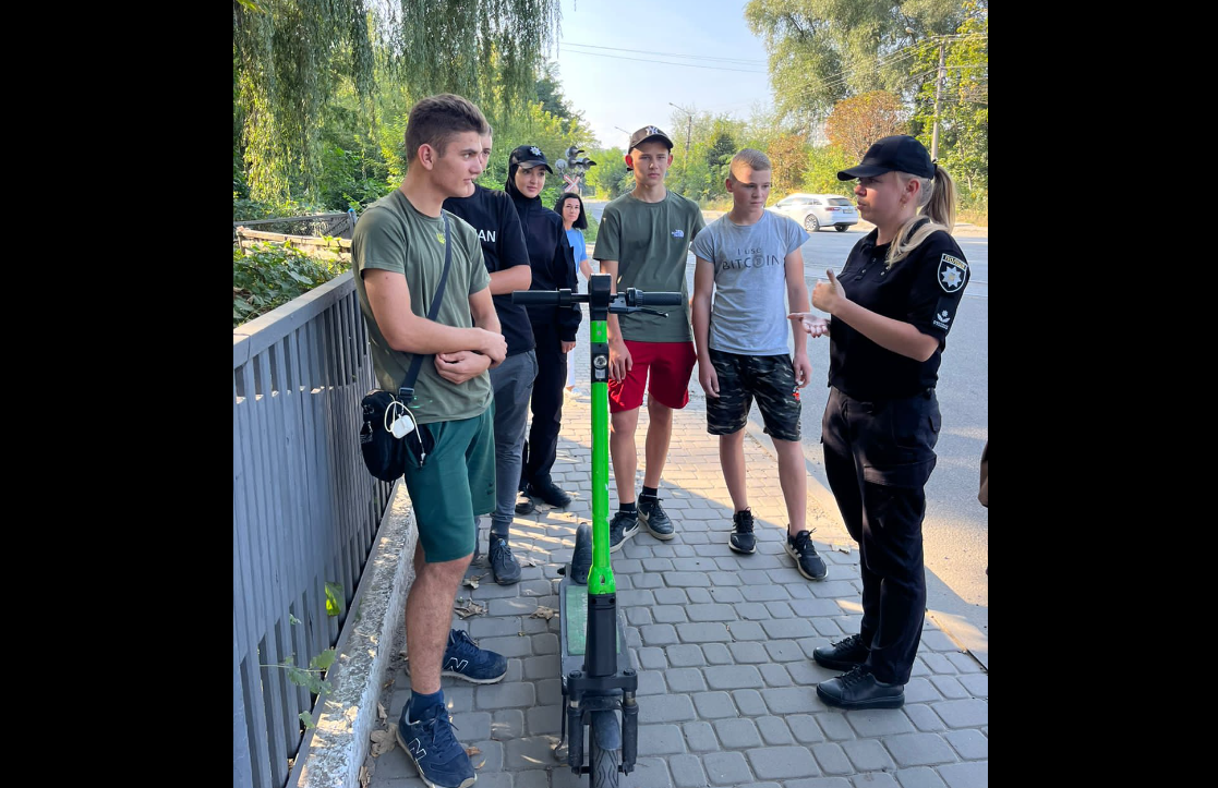 Співробітники ювенальної превенції Прикарпаття проводять профілактичні заходи для школярів