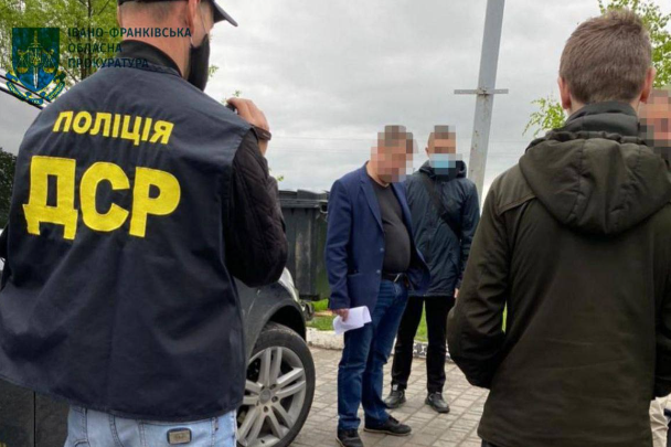 Екс-посадовця Держекоінспекції Карпатського округу засуджено за корупцію