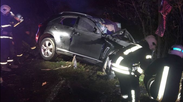 Рятувальники ліквідували ДТП та пожежу автомобіля на Коломийщин