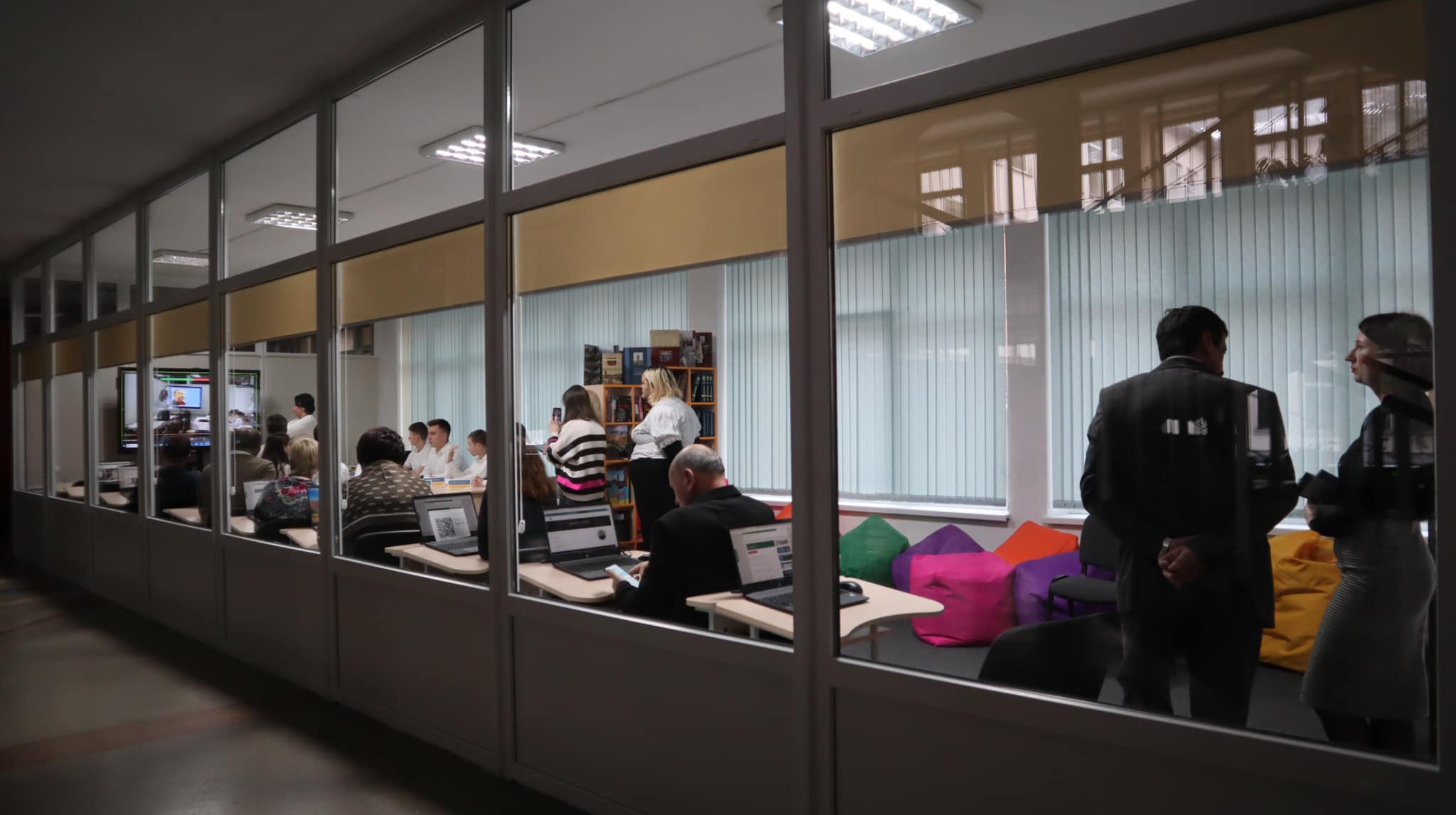 У Коломийському ліцеї №4 запрацював медіацентр та лінгвістичний кабінет