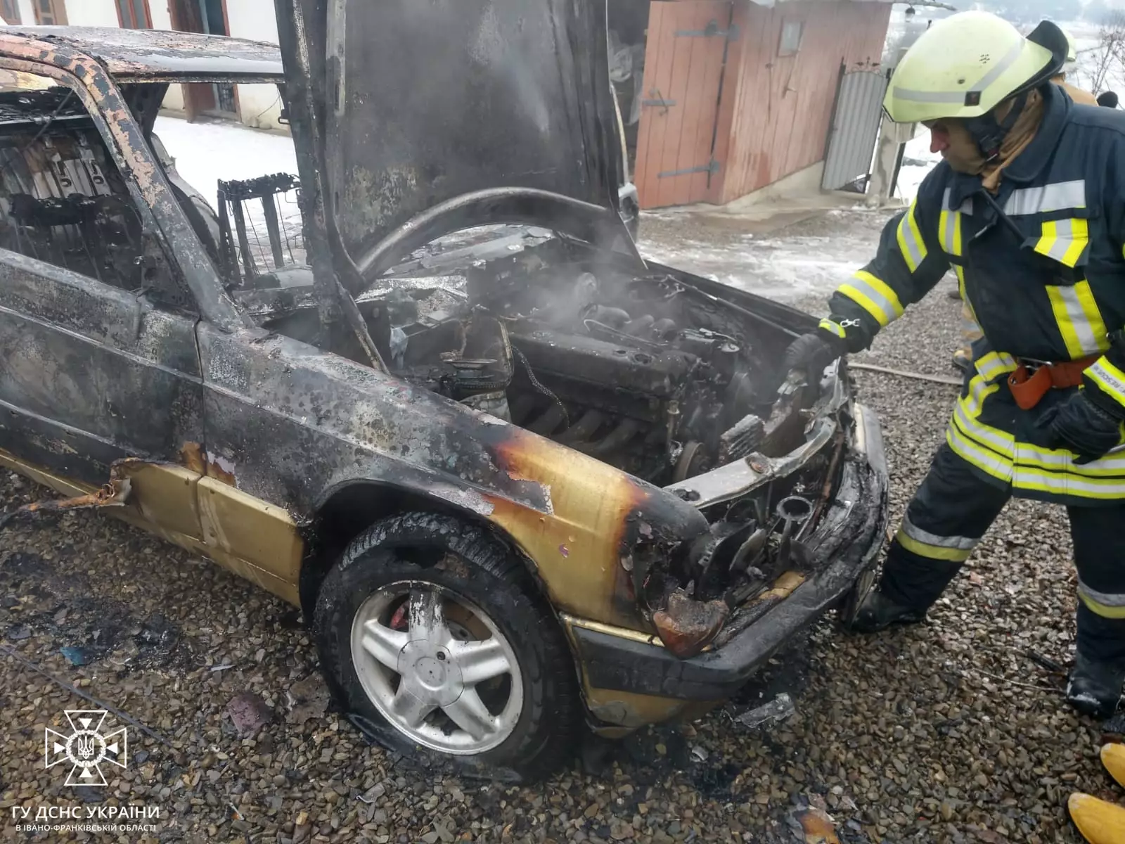 Ліквідація пожежі легкового автомобіля в селі Рожнівської ТГ