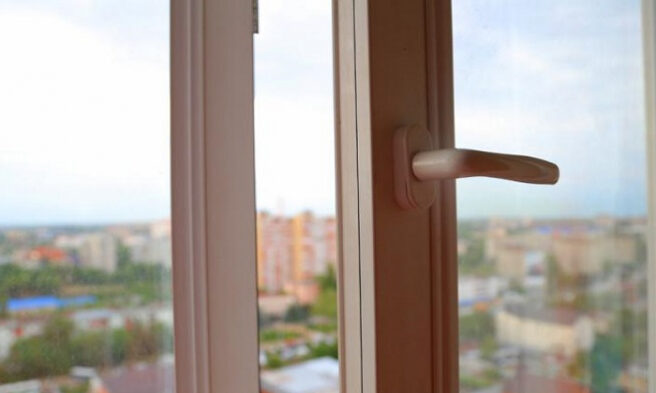 Трагічна загибель 16-річної дівчини в Коломиї: слідчі розслідують обставини