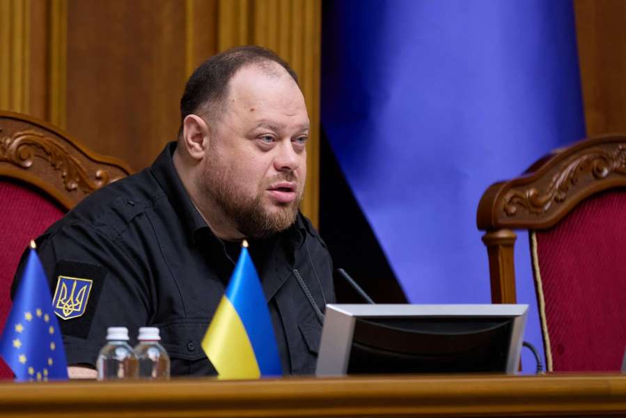 У Верховній Раді збирають підписи за відставку Стефанчука