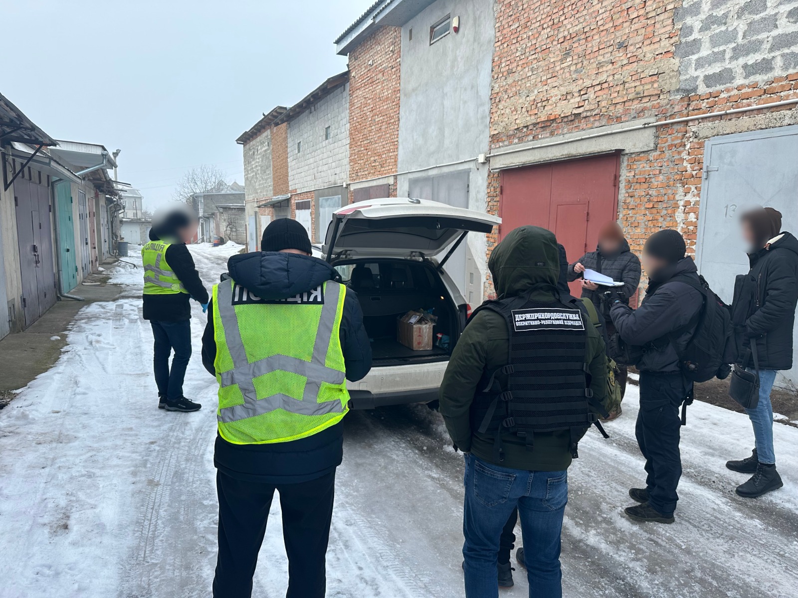 На західному кордоні викрили схему виїзду чоловіків за кордон