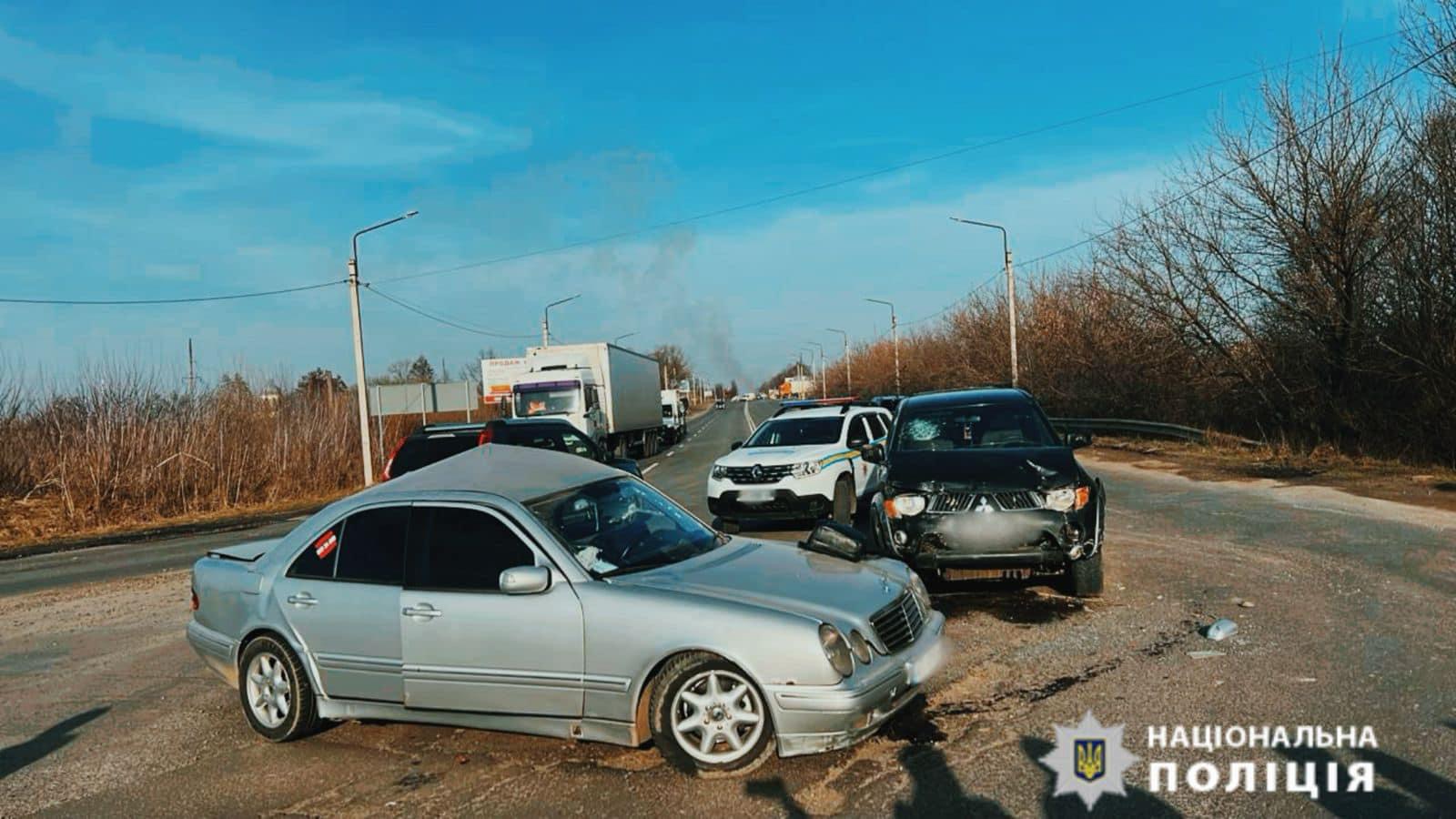 П'ятеро постраждали у ДТП на Прикарпатті: поліція розслідує подію