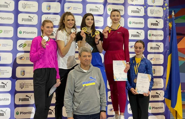 Тетяна Харащук з Коломиї здобула золото України з бігу на 400 метрів