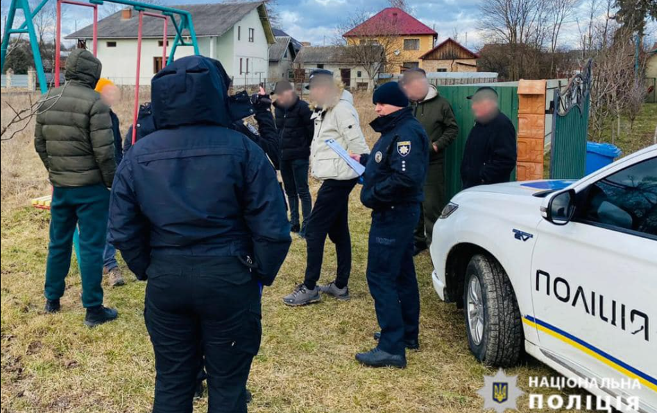 У Коломиї затримали наркоторговця під час збуту товару (ФОТО)