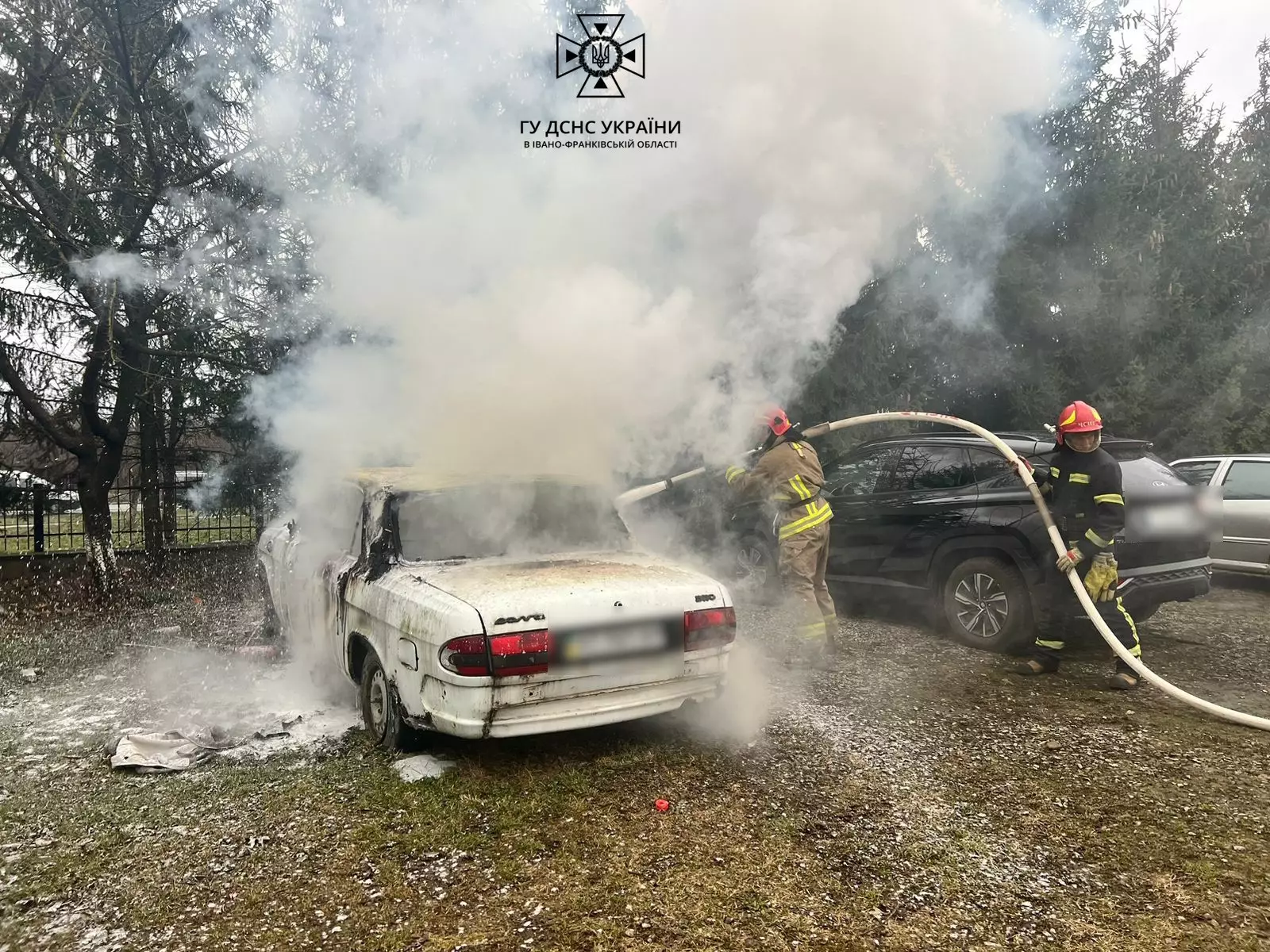 У Франківську загорівся автомобіль