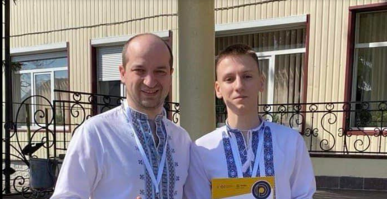 Учень з Коломиї переміг на Всеукраїнській олімпіаді з правознавства