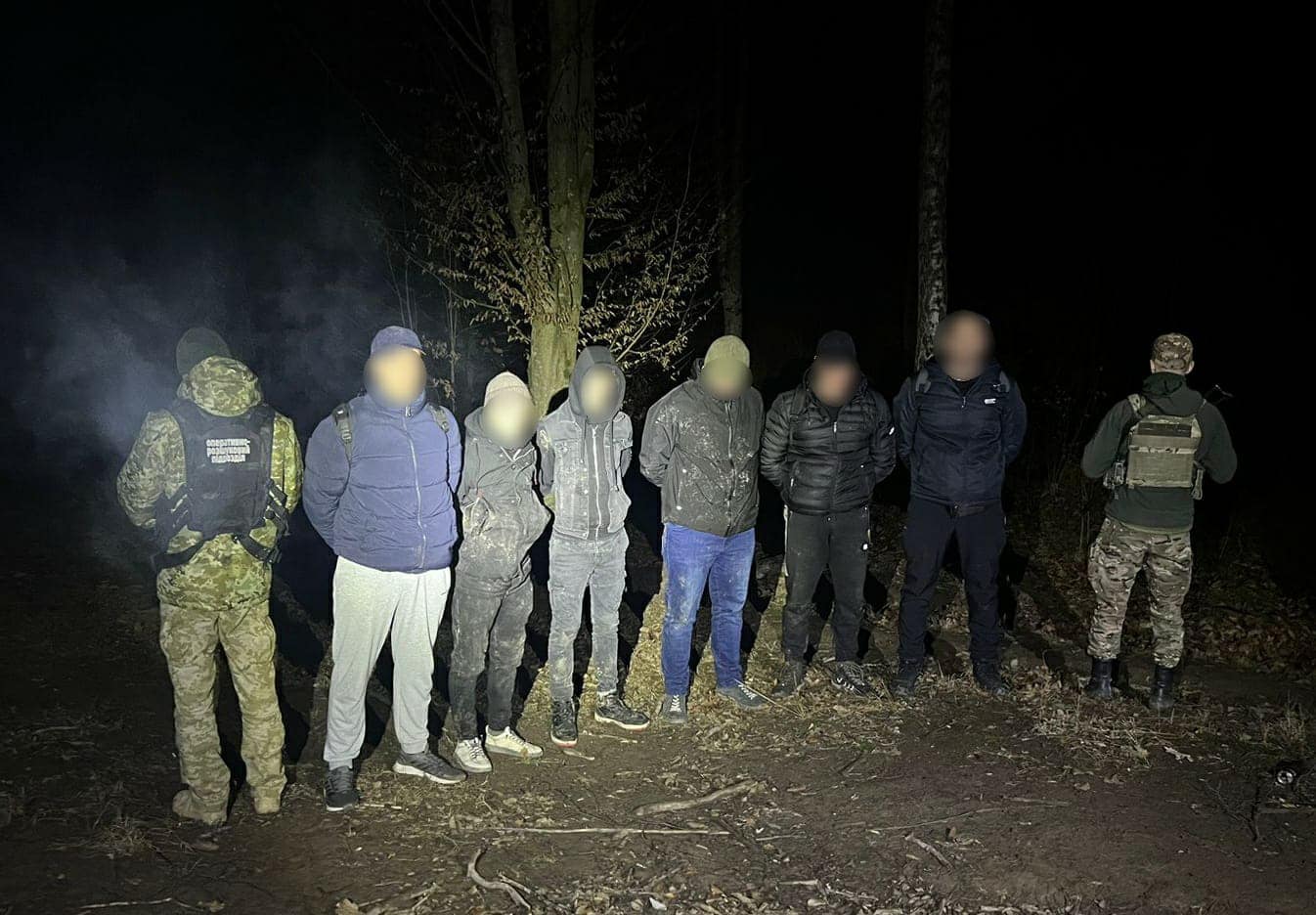 На Буковині 15-річний підліток незаконно переправляв групу ухилянтів (ВІДЕО)