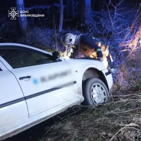 У Калуському районі зіштовхнулися два автомобілі
