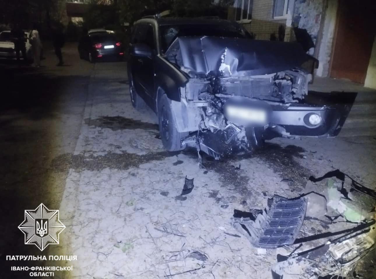 Патрульні склали три адмінматеріали на, ймовірно, нетверезого водія, який спричинив ДТП