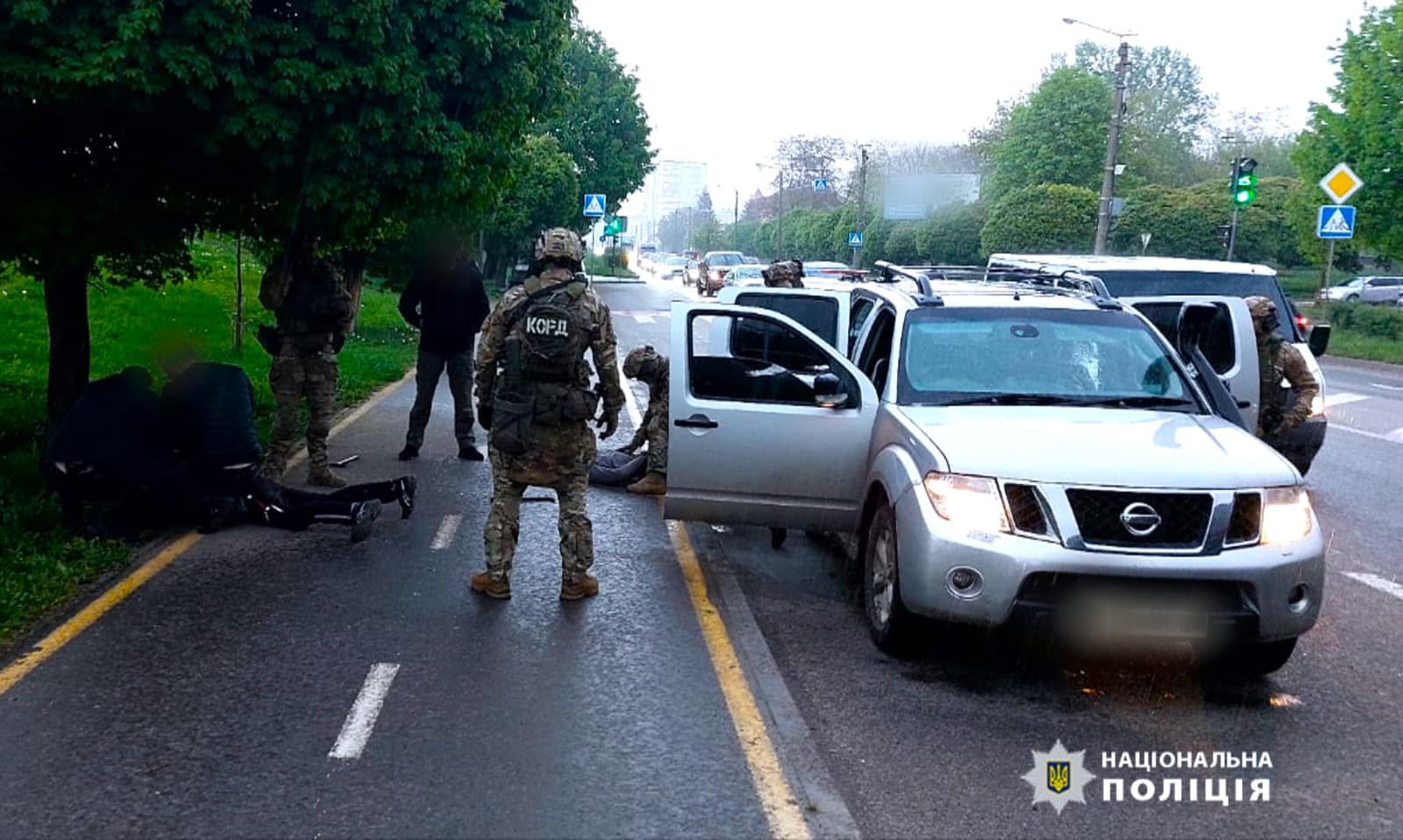 Зловмисники викрали понад 8 млн грн, перевдягнувшись у військових