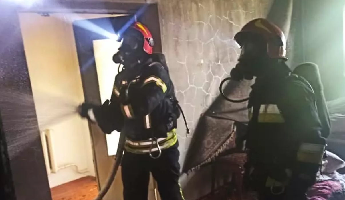 Вогнеборці ліквідували пожежу житлового будинку в Бурштинській ТГ
