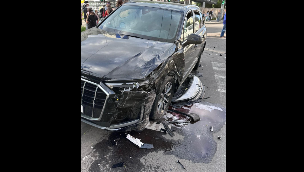 У Франківську трапилась ДТП за участю трьох автомобілів (ФОТО)