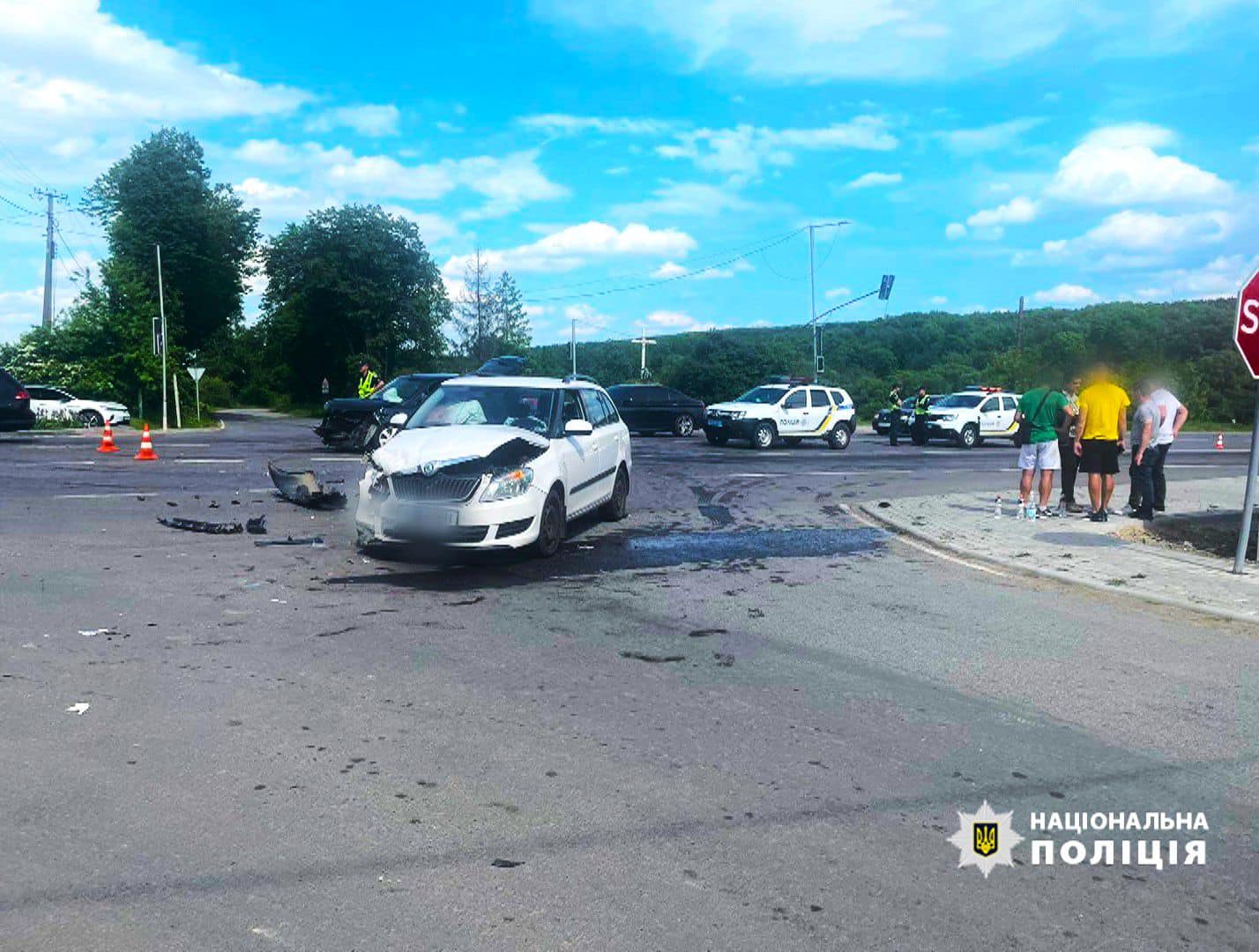 ДТП на Прикарпатті за вихідні: загибель підлітка та травмований водій