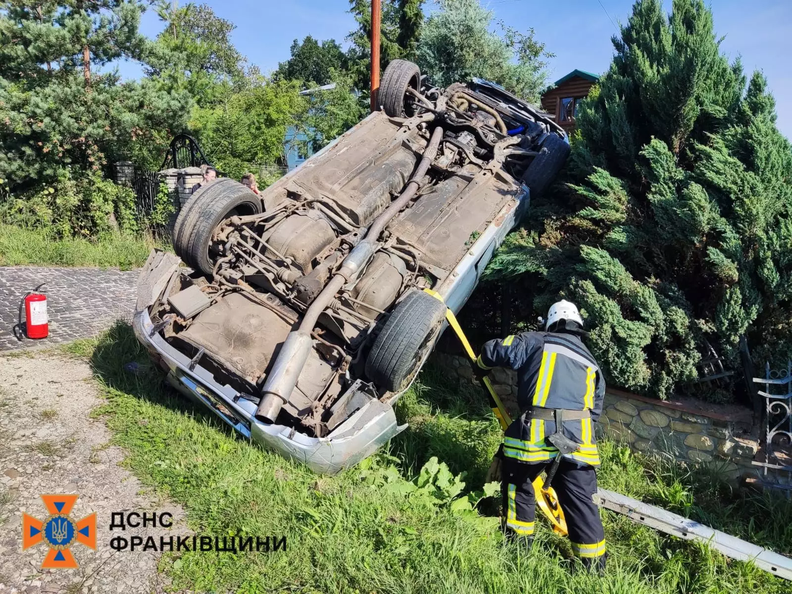 Рятувальники ліквідували наслідки двох ДТП у Калуському та Косівському районах