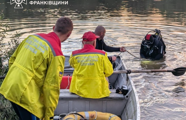 Водолази ДСНС дістали з річки Дністер тіло 27-річного чоловіка