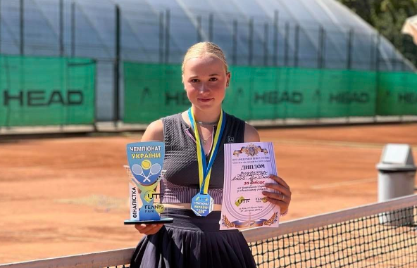 Тенісистка з Коломиї здобула срібло на чемпіонаті України