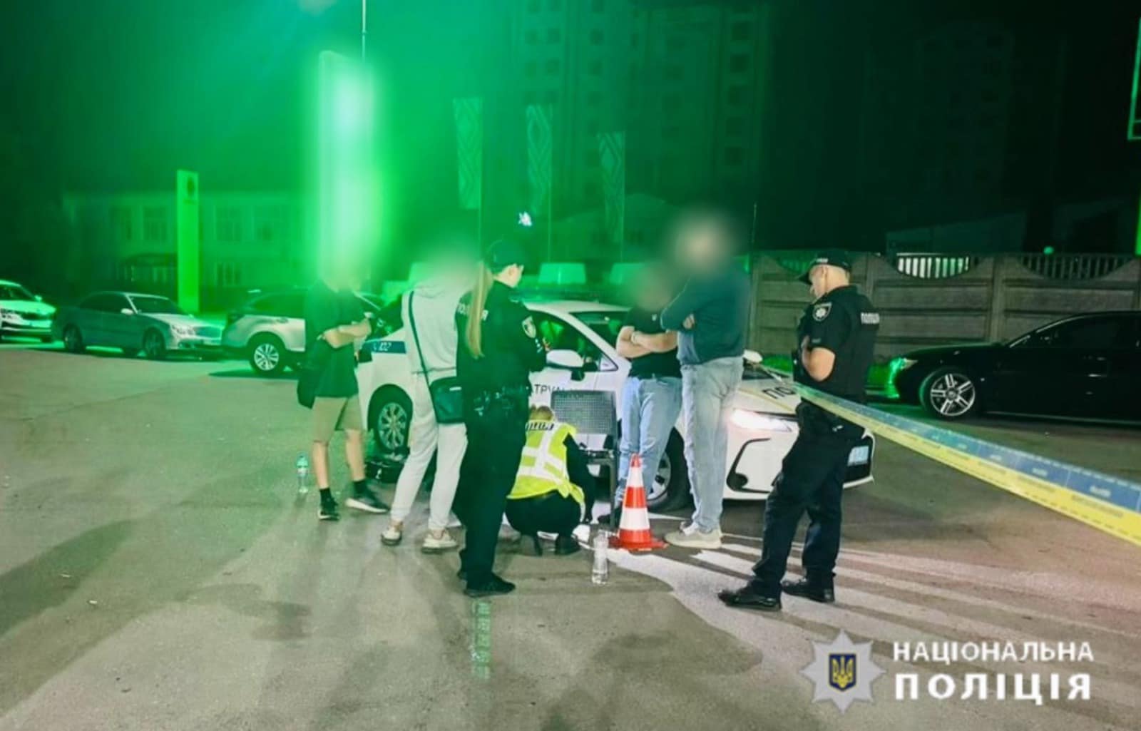 Поліція затримала зловмисника, який вчинив хуліганство зі зброєю