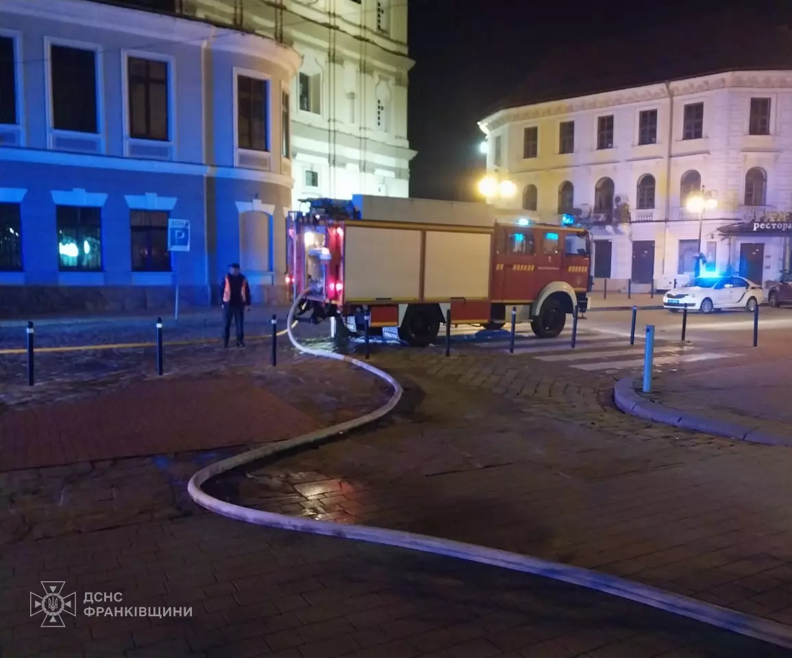 В Івано-Франківську під час пожежі в багатоповерхівці загинула жінка