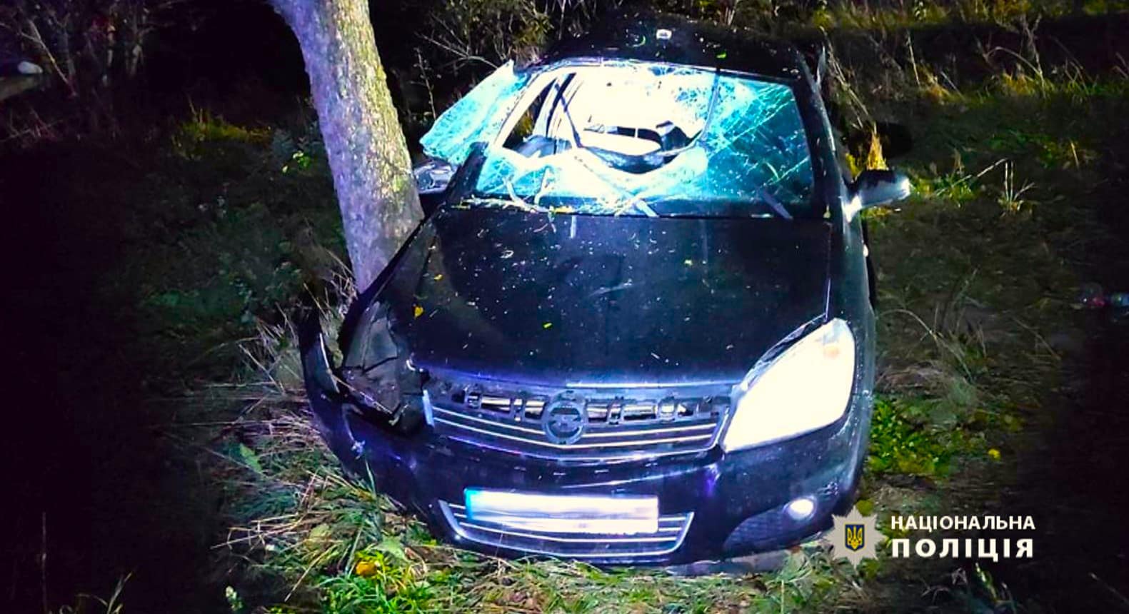 На Прикарпатті внаслідок ДТП загинув пасажир, ще троє людей отримали травми