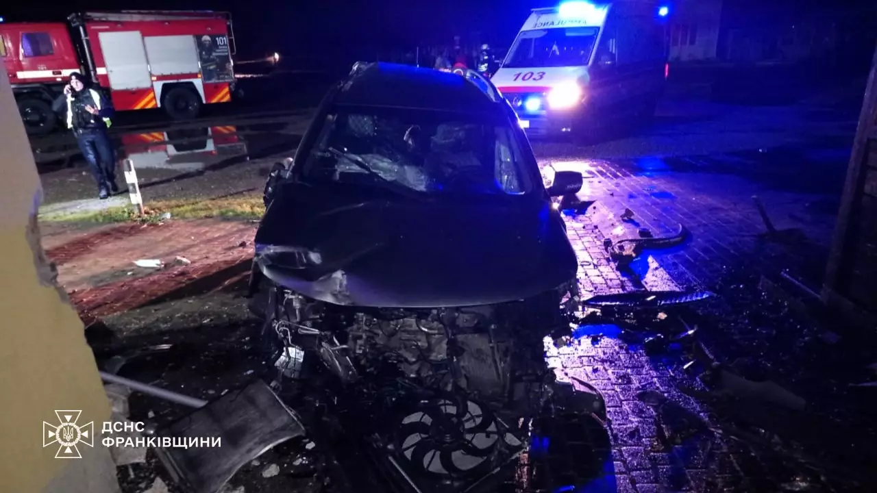 Коломийський район: надзвичайники ліквідували наслідки ДТП