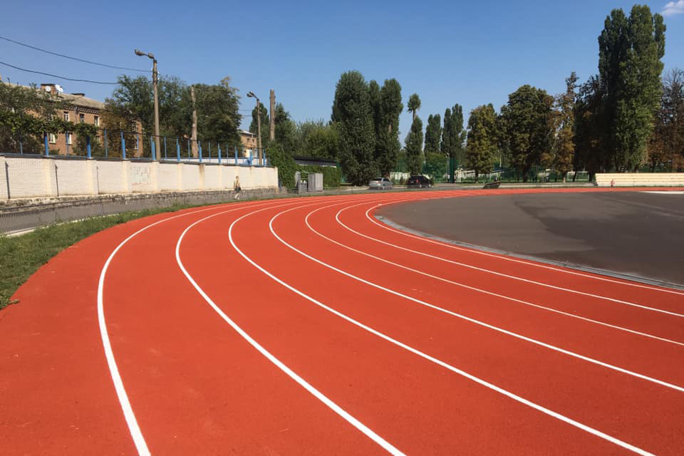 У Коломиї відремонтують бігову доріжку ліцею №4 за 1,4 мільйона гривень