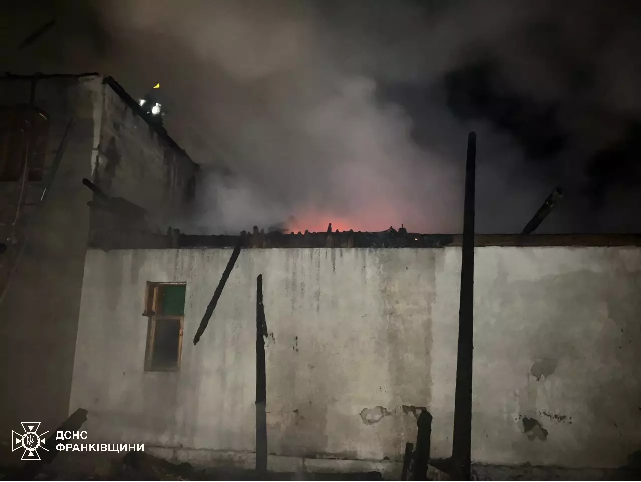 На Верховинщині вщент згорів житловий будинок