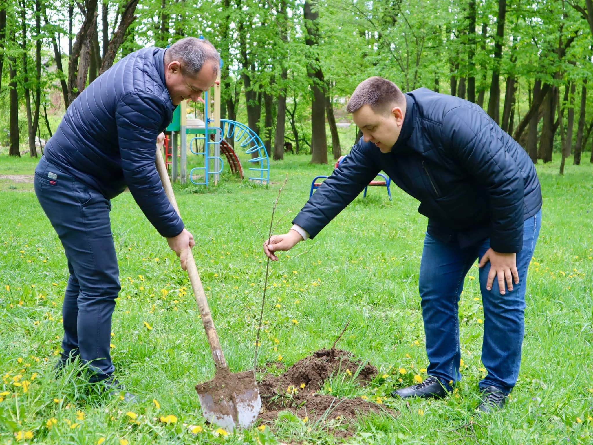 Працівники комунальних служб зможуть отримувати бронювання