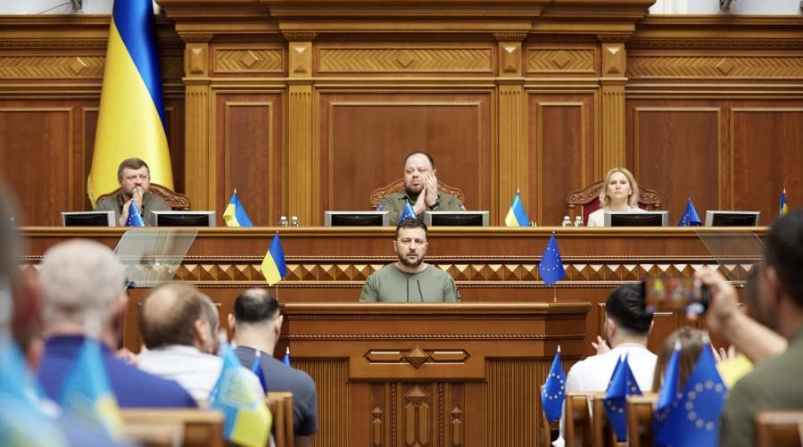ВР підтримала постанову про демократію та підтримку Зеленського