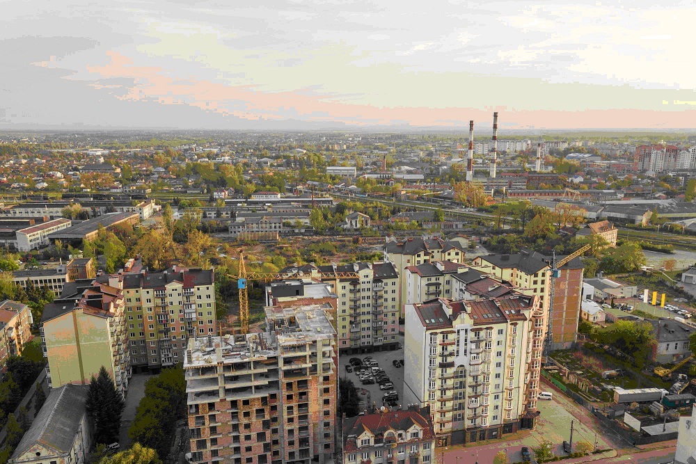 Лише 12% українців планують купувати житло у 2025 році