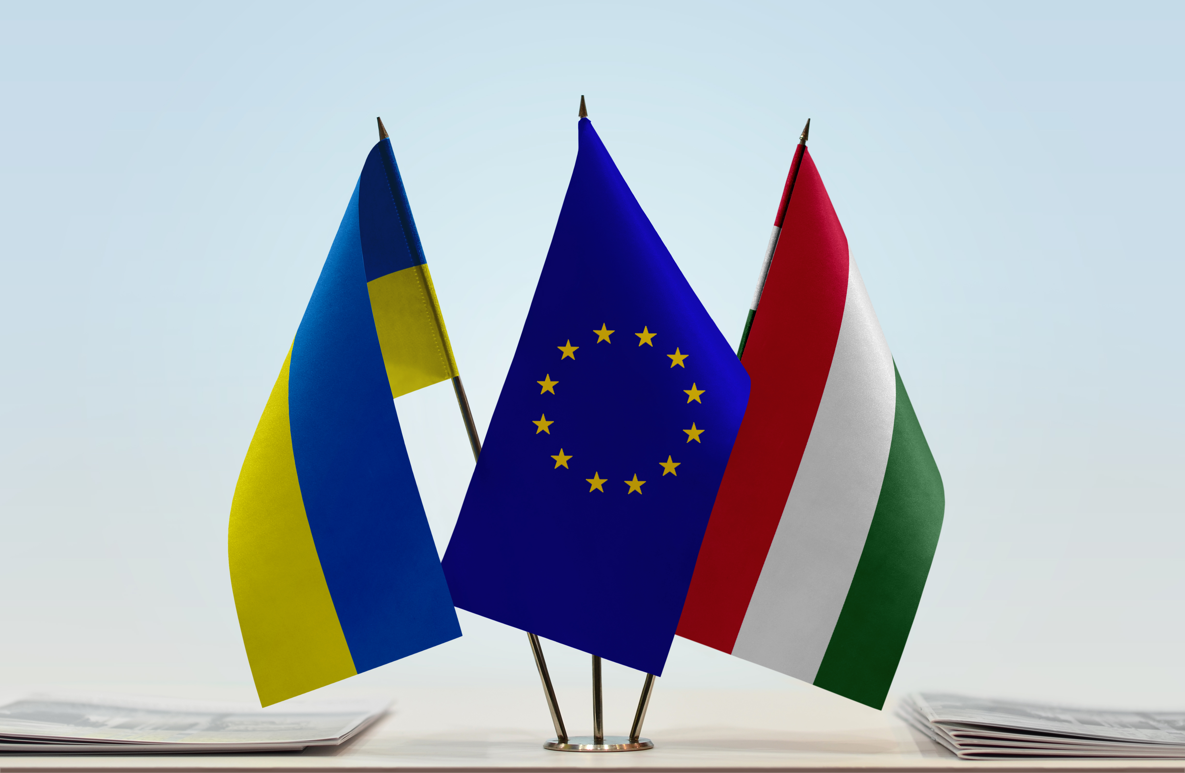 В Угорщині розпочалося опитування щодо вступу України до ЄС