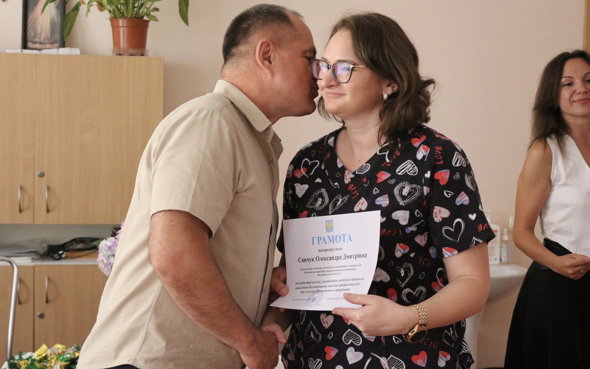 Грамота замість грошей: Станіславський знову зрадив обіцянки медикам